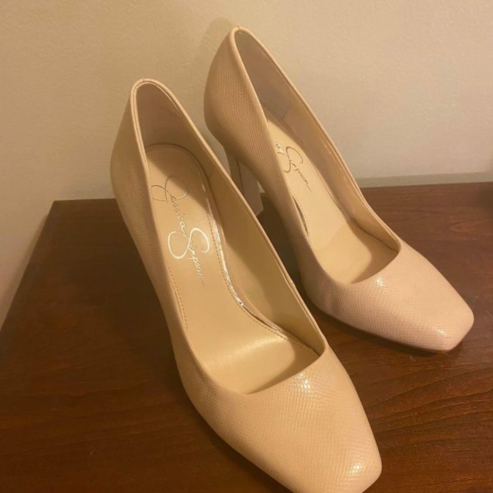 Jessica Simpson heels